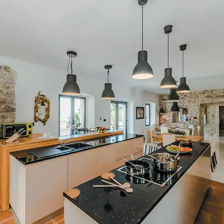 בית נופש Pet Friendly In *