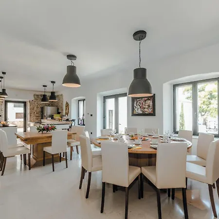 בית נופש Pet Friendly In טקון